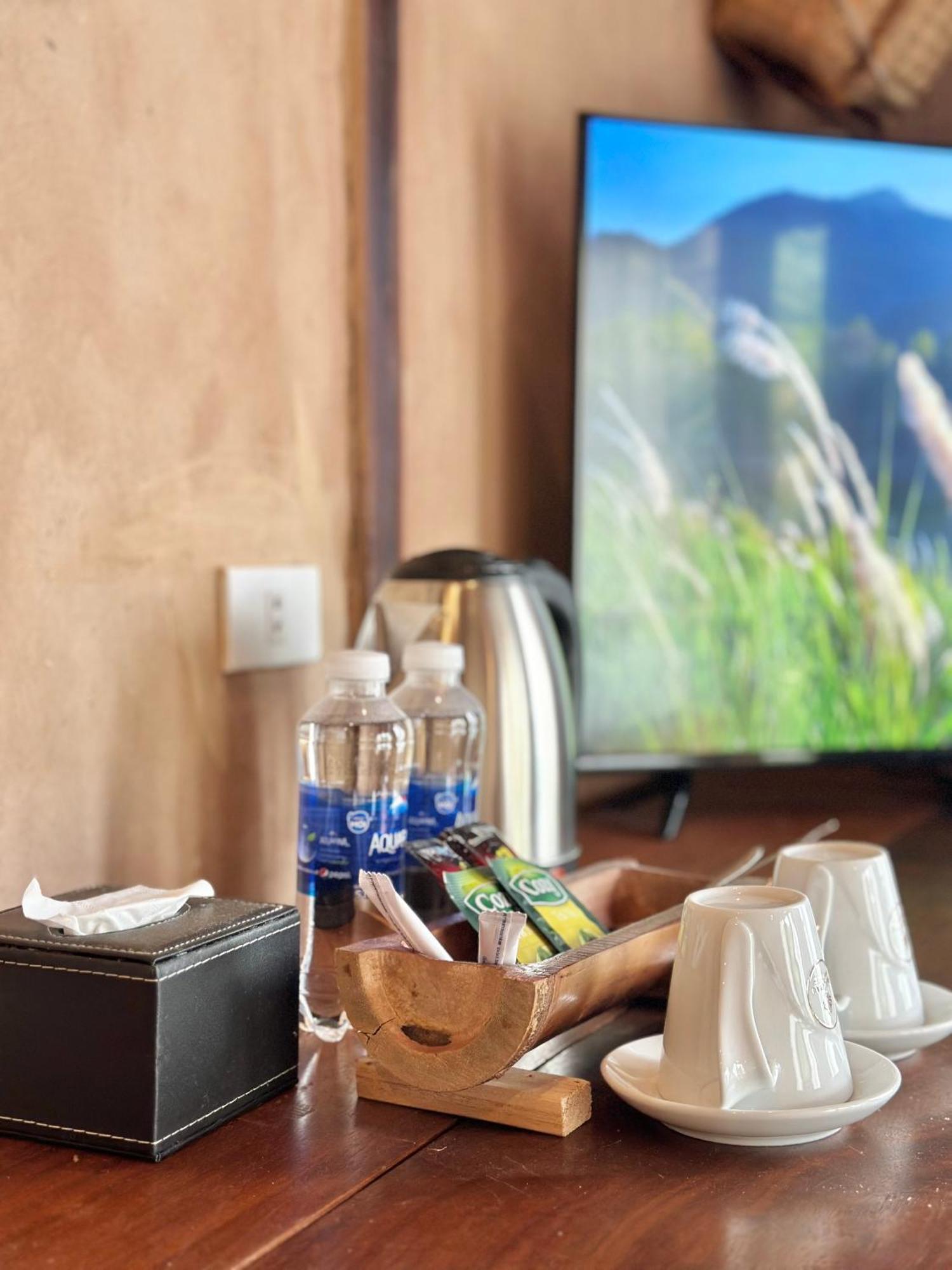 Mai Chau Onsen Retreat Hotel ภายนอก รูปภาพ